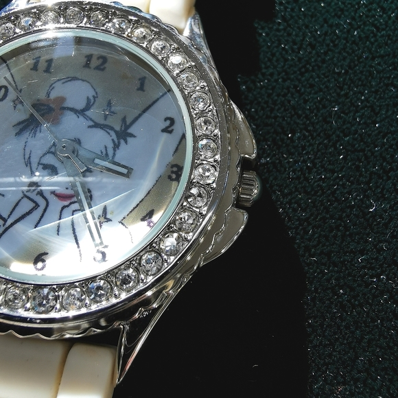 Disney Watch - Picture 2 of 6